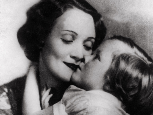 Marlene Dietrich and daughter Maria Riva | Marlene dietrich, Dietrich ...